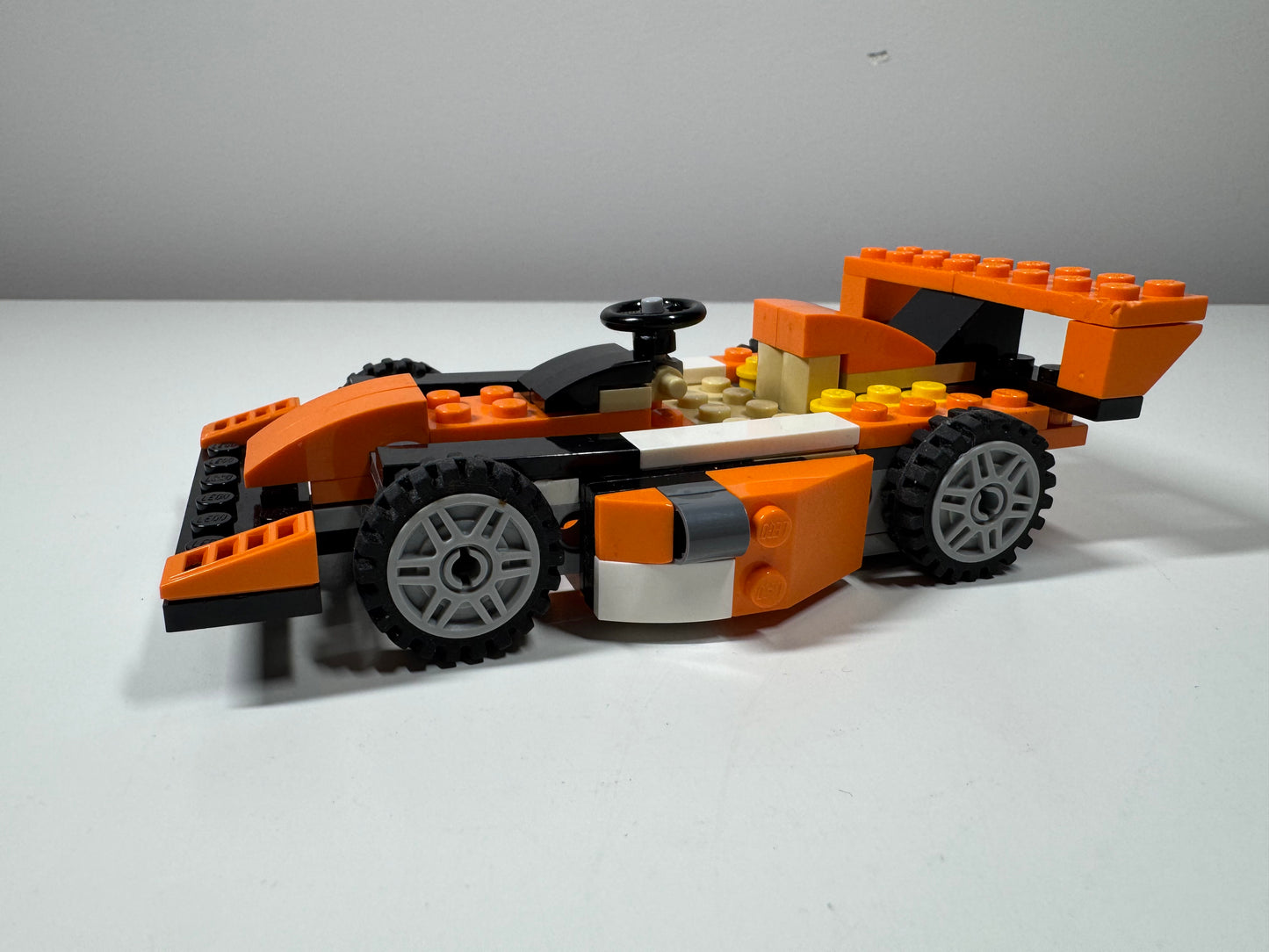 LEGO® 31017 Creator 3w1 - Słoneczny śmigacz