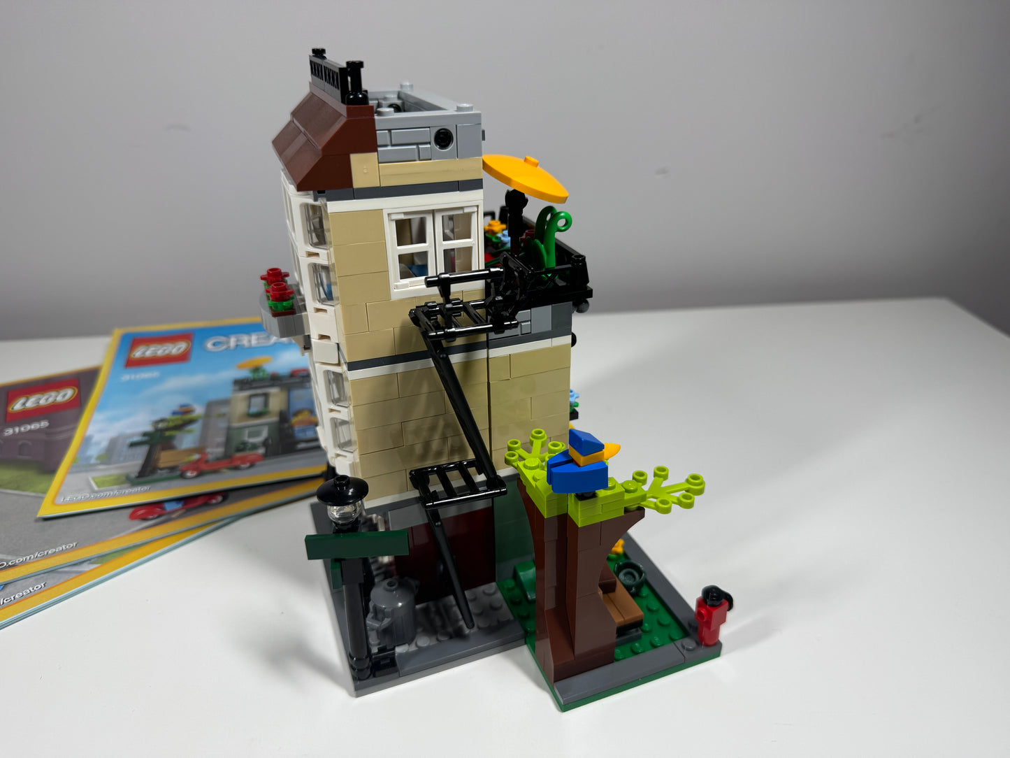 LEGO® 31065 Creator 3w1 - Dom przy ulicy Parkowej