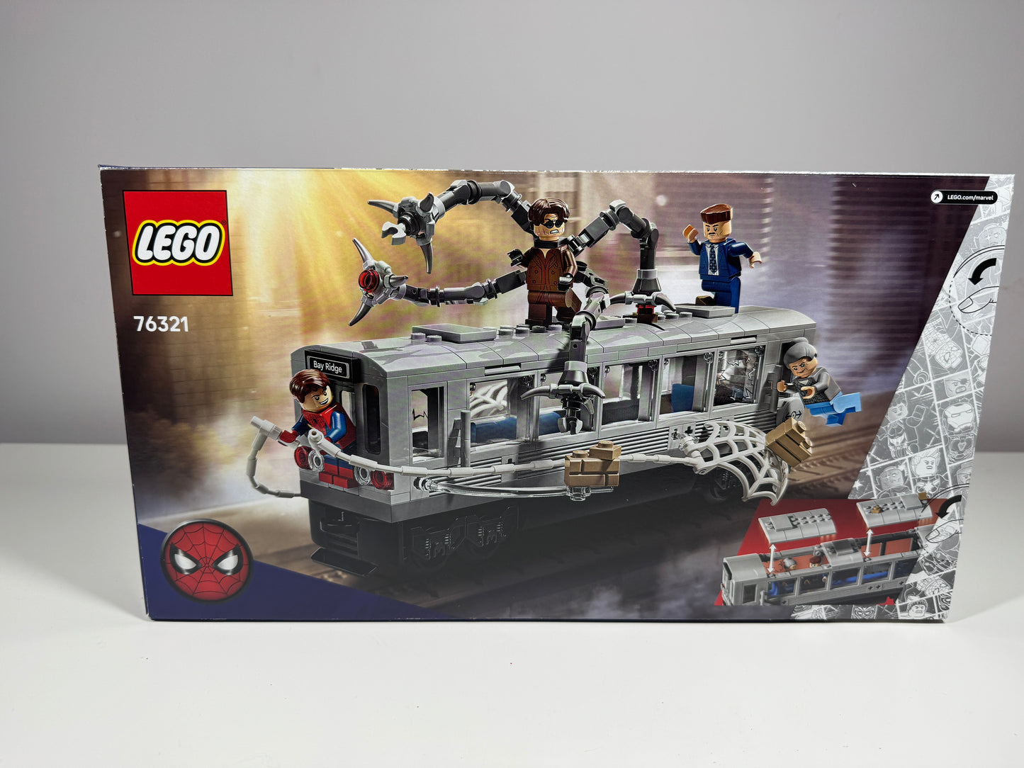LEGO® 76321 Marvel Super Heroes - Spider-Man kontra Doc Ock — scena w metrze