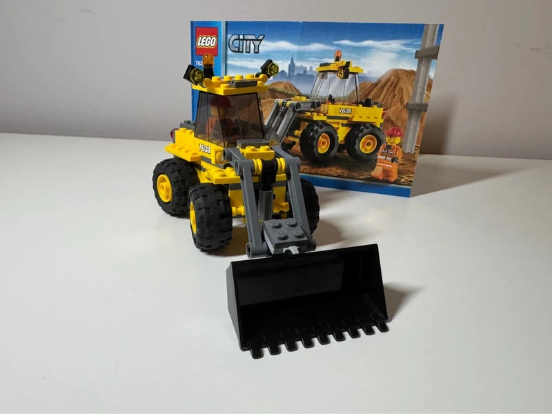 LEGO® 7630 City - Ładowarka