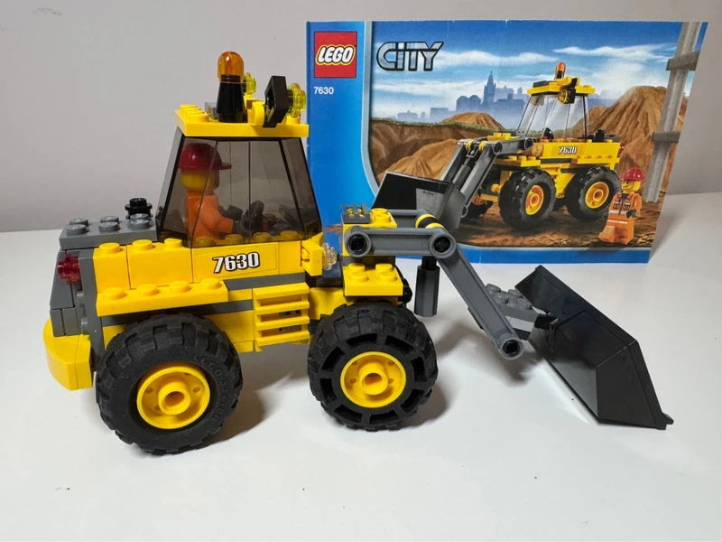 LEGO® 7630 City - Ładowarka