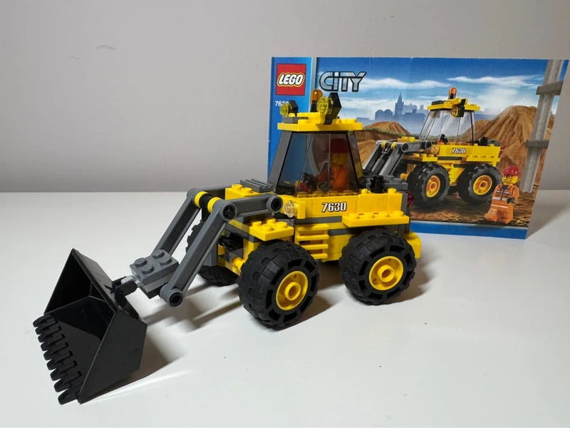 LEGO® 7630 City - Ładowarka