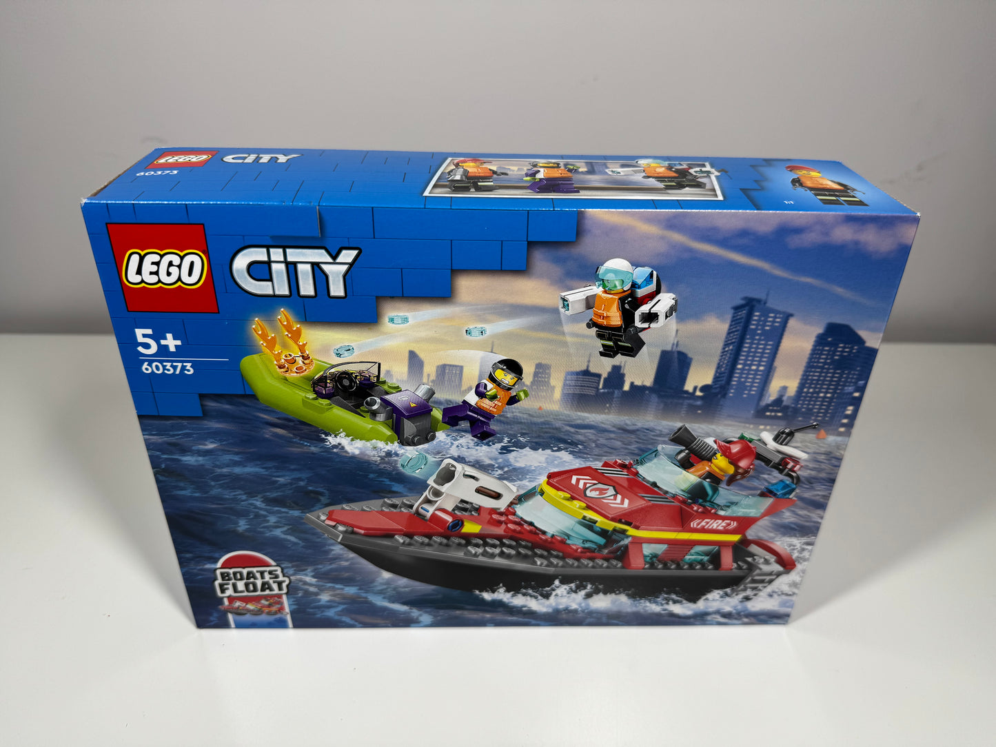 LEGO® 60373 City - Łódź strażacka