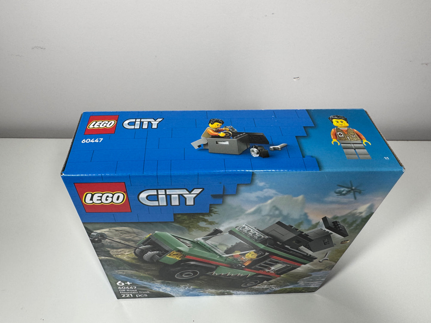 LEGO® 60447 City - Górska ciężarówka terenowa 4x4