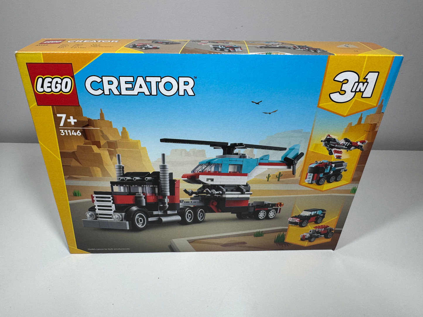 LEGO® 31146 Creator 3w1 - Ciężarówka z platformą i helikopterem
