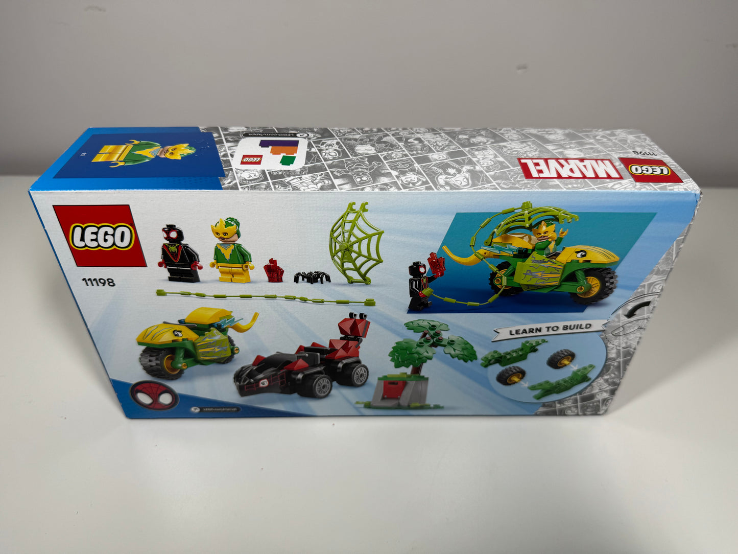 LEGO® 11198 Marvel Super Heroes - Pościg Spina za Electro w dinopojeździe
