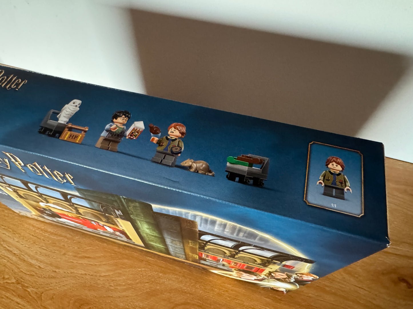 LEGO® 76450 Harry Potter - Book Nook: Ekspres do Hogwartu™