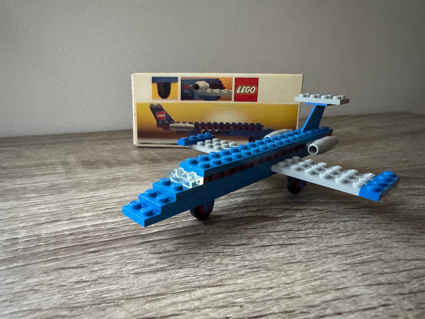 LEGO® 657-1 Aircraft (Executive Jet) z 1974 roku