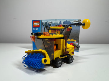 LEGO® 7242 City - Zamiatarka