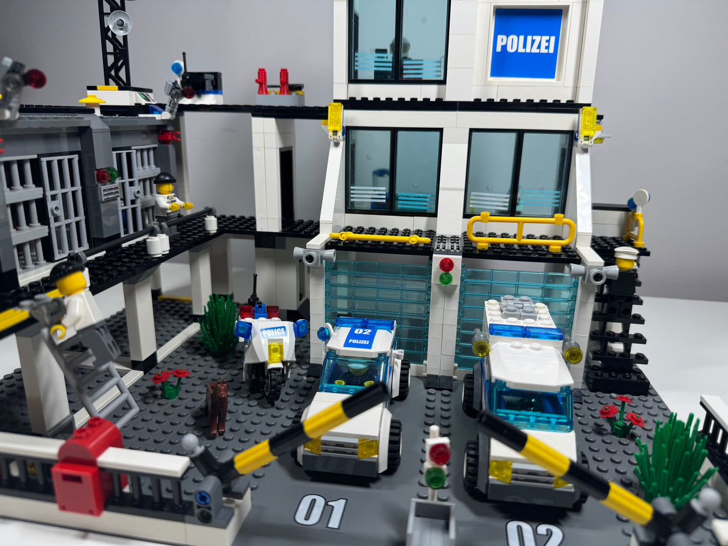 LEGO® 7744 City - Posterunek policji