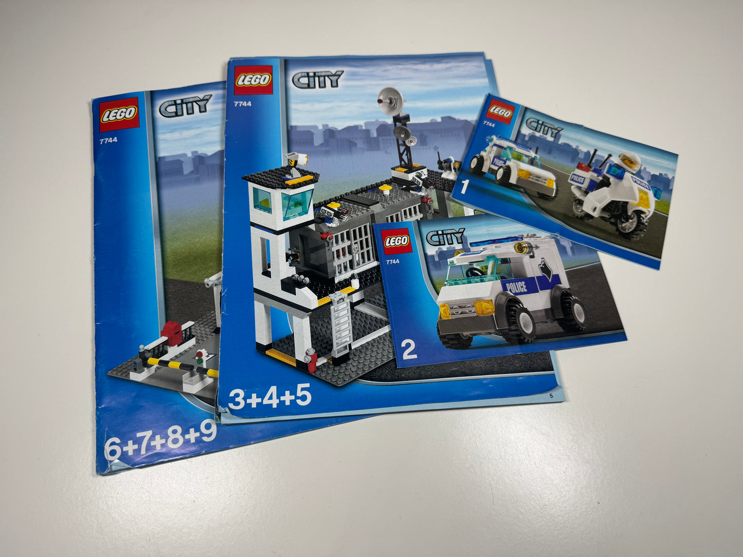 LEGO® 7744 City - Posterunek policji