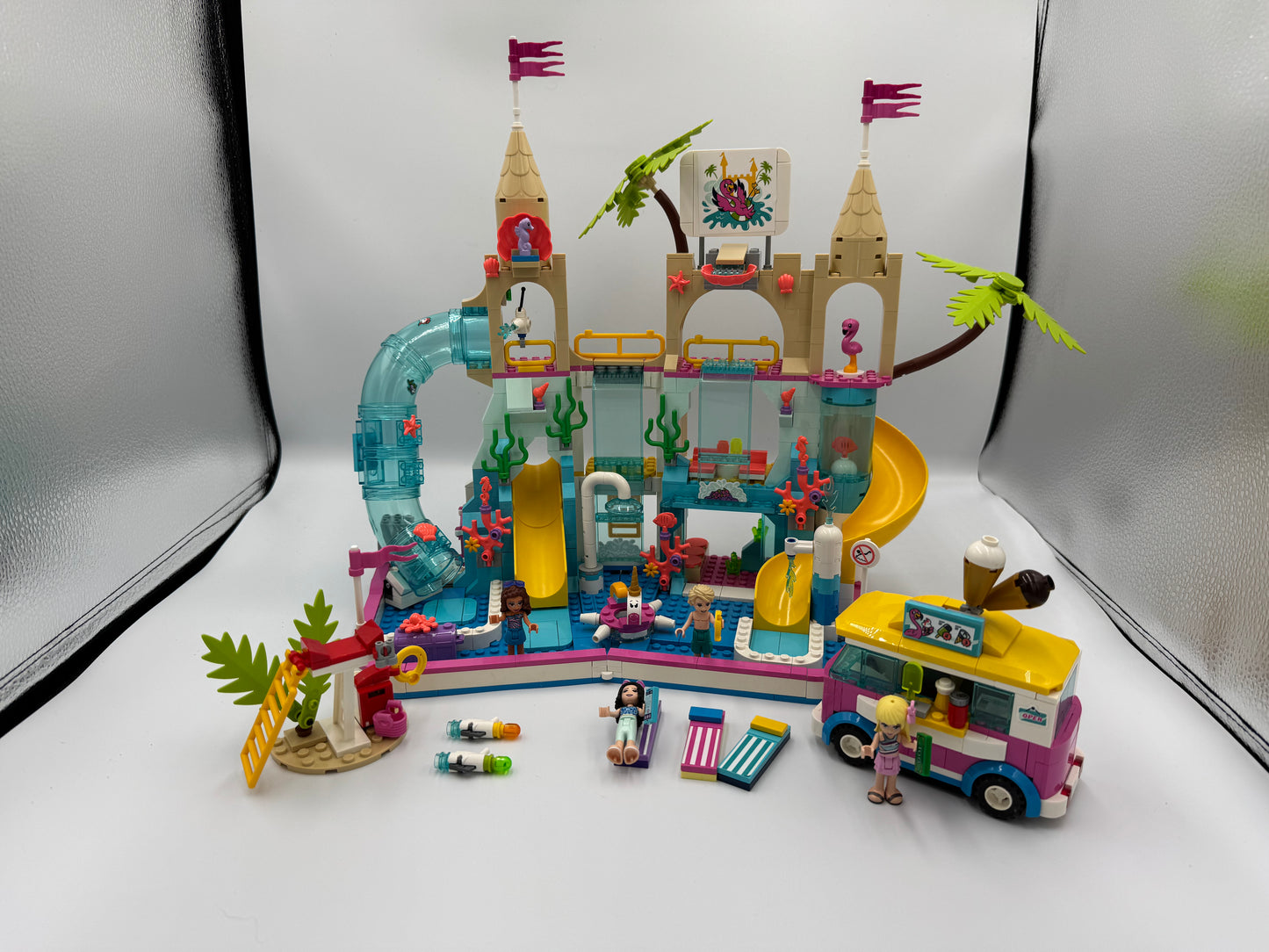 LEGO® 41430 Friends - Letnia zabawa w parku wodnym