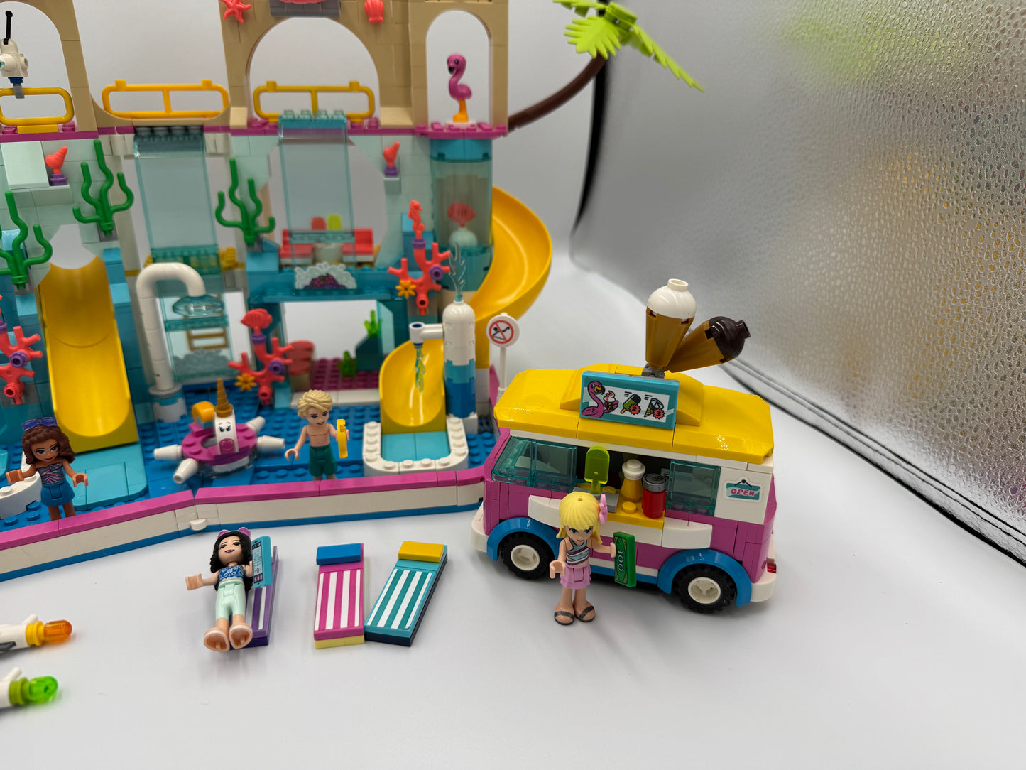 LEGO® 41430 Friends - Letnia zabawa w parku wodnym