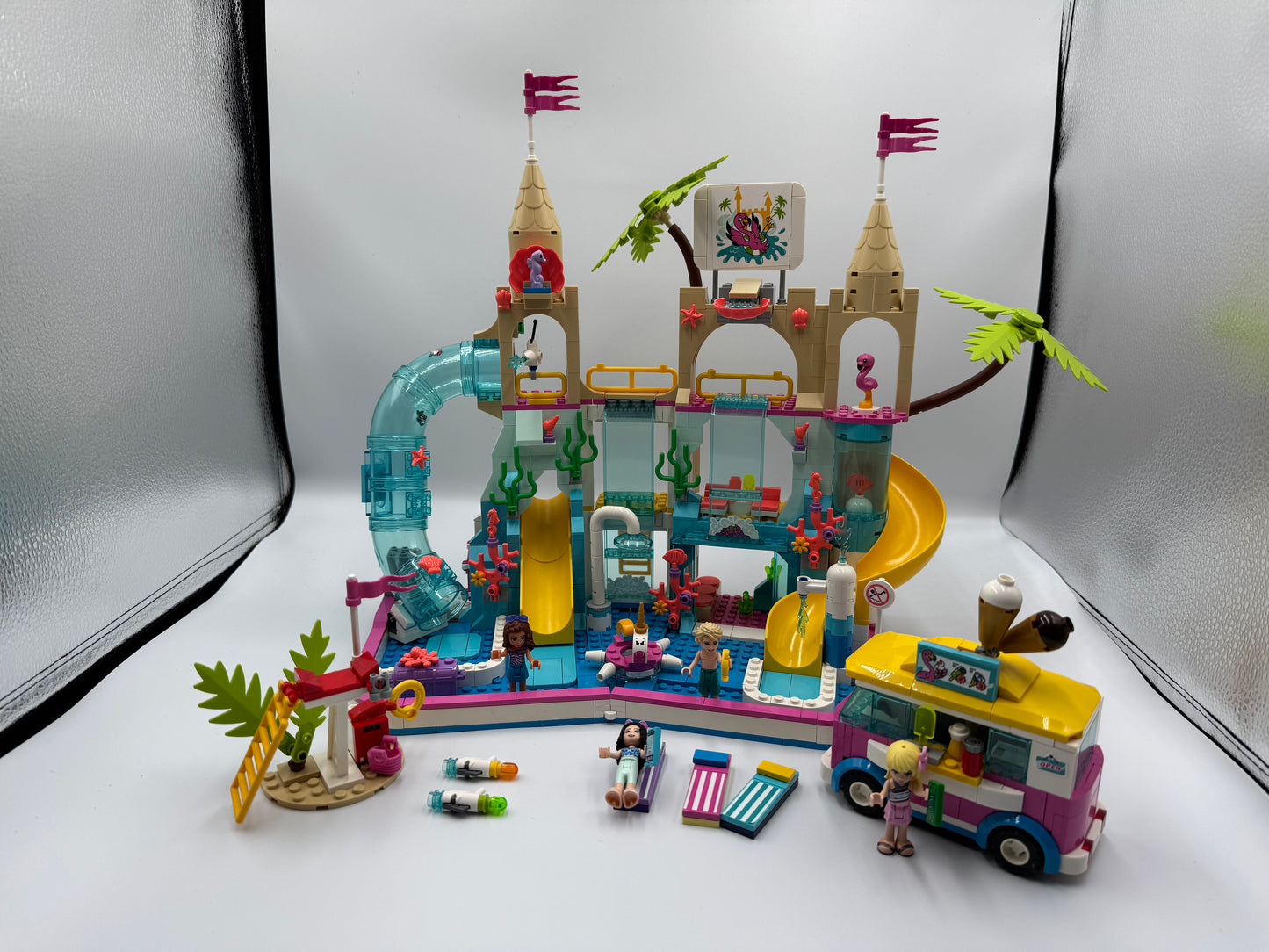 LEGO® 41430 Friends - Letnia zabawa w parku wodnym