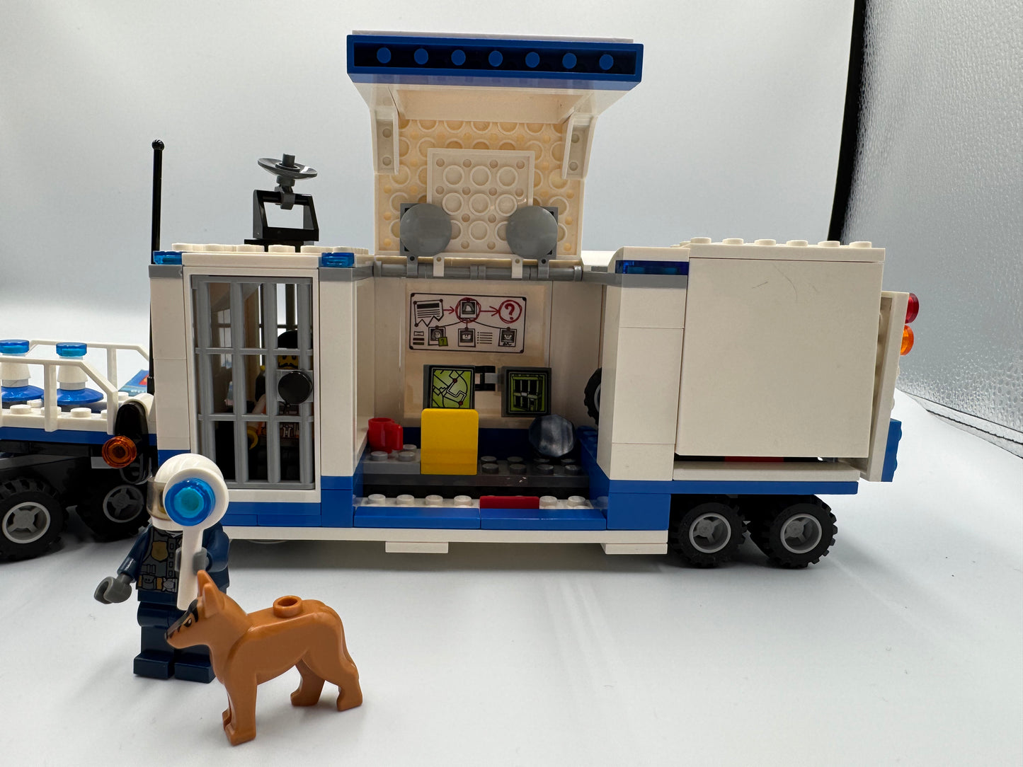 LEGO® 60139 City - Mobilne centrum dowodzenia