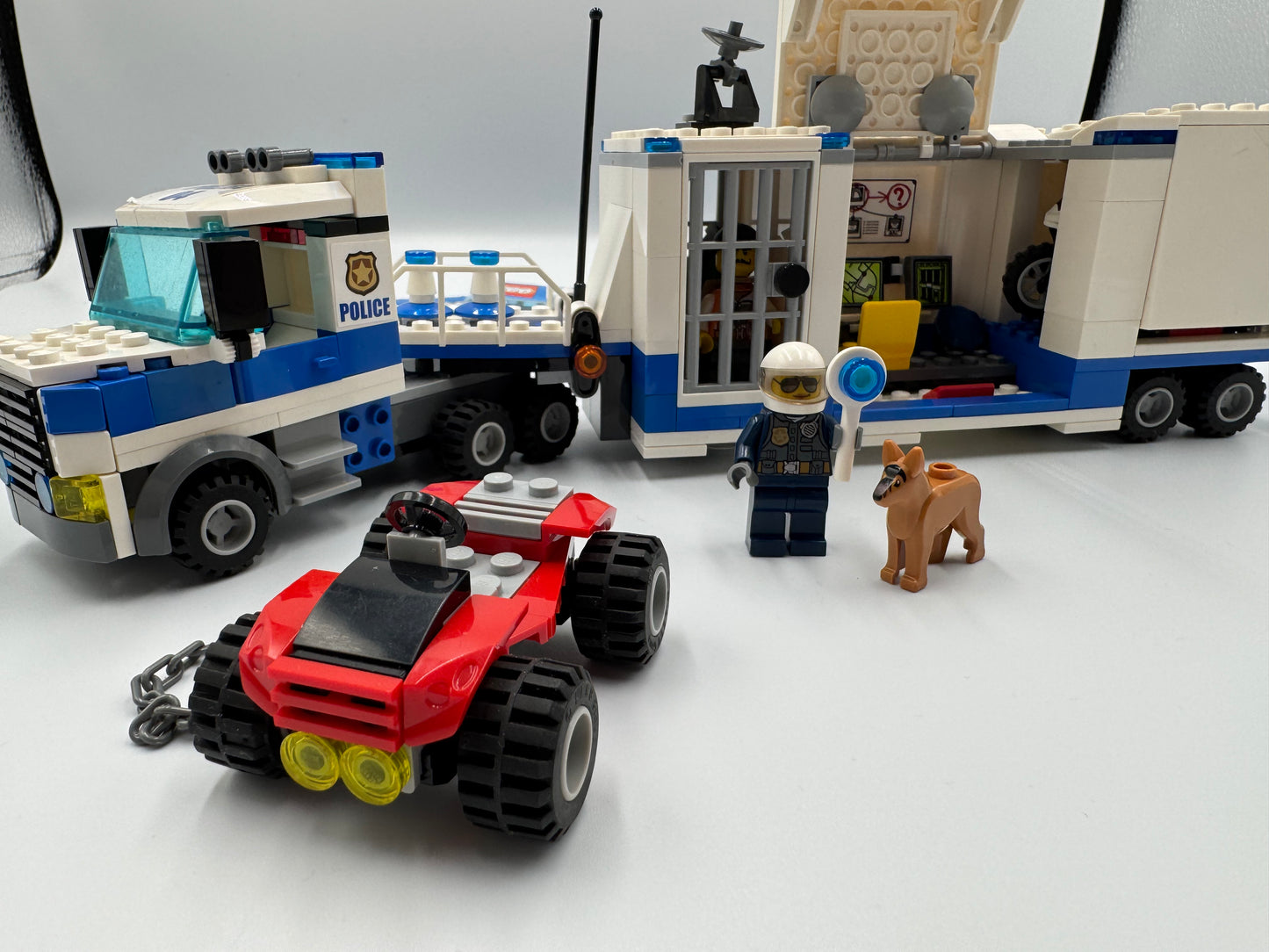 LEGO® 60139 City - Mobilne centrum dowodzenia