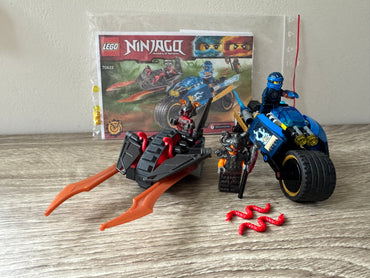 LEGO® 70622 Ninjago - Pustynna Błyskawica