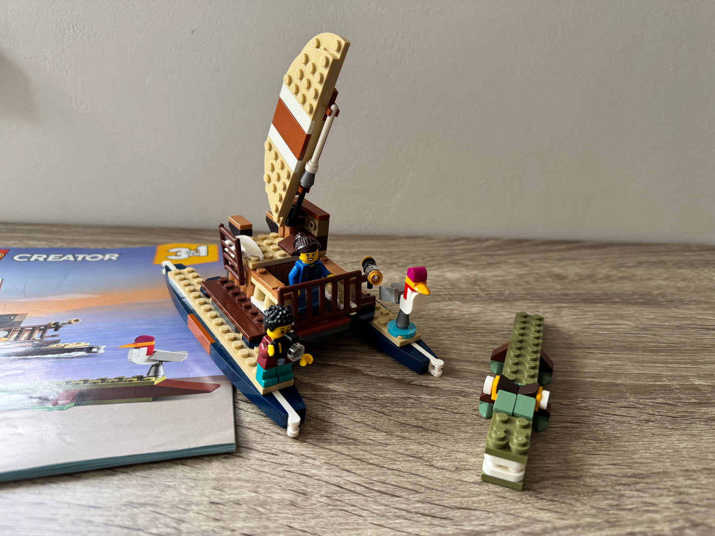 LEGO® 31116 Creator 3w1 - Domek na drzewie na safari