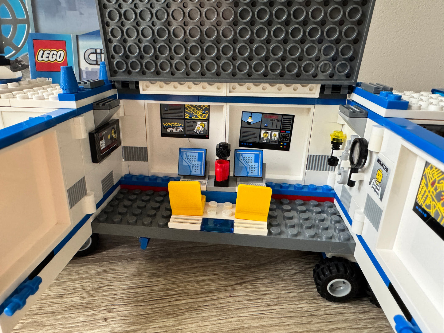 LEGO® 7288 City - Mobilna jednostka policji